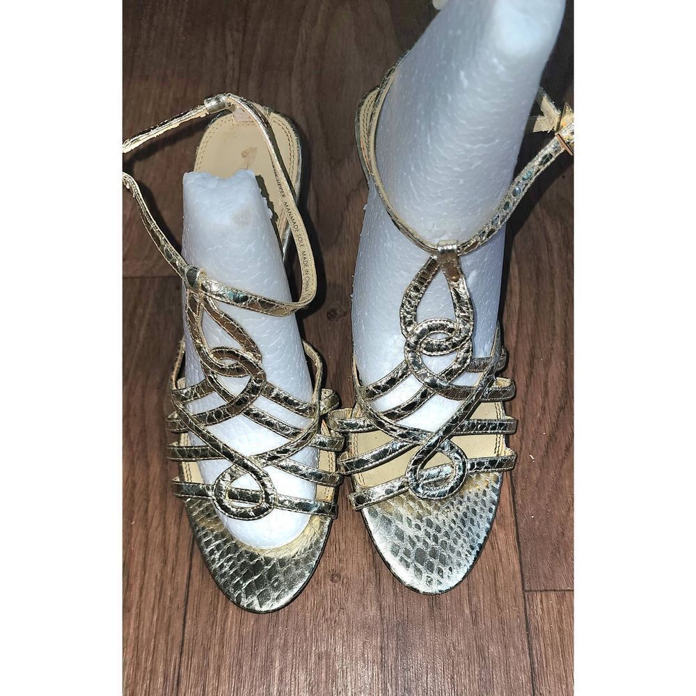 Tahari Dino Heels 